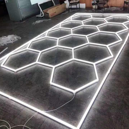 Heksagonalno LED osvetljenje za garaže i radionice (244x485 cm)